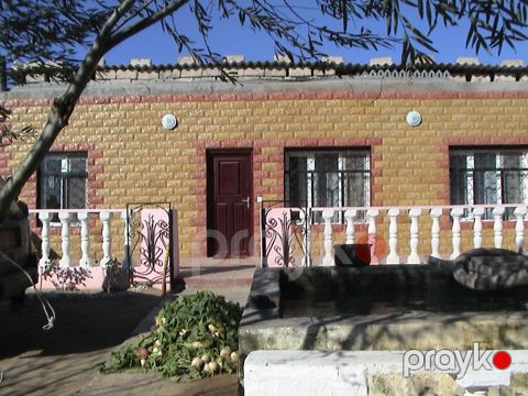 Satılır 3 otaqlı həyət evi/bağ evi 80 m²