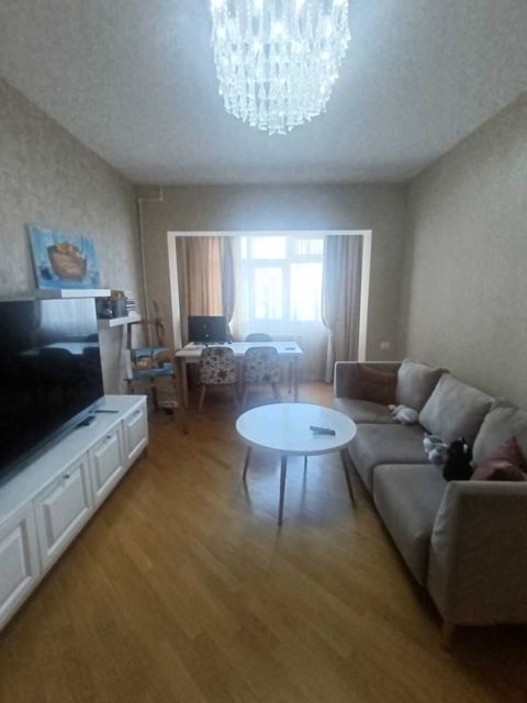 Satılır 3 otaqlı köhnə tikili 90 m² — Bakı