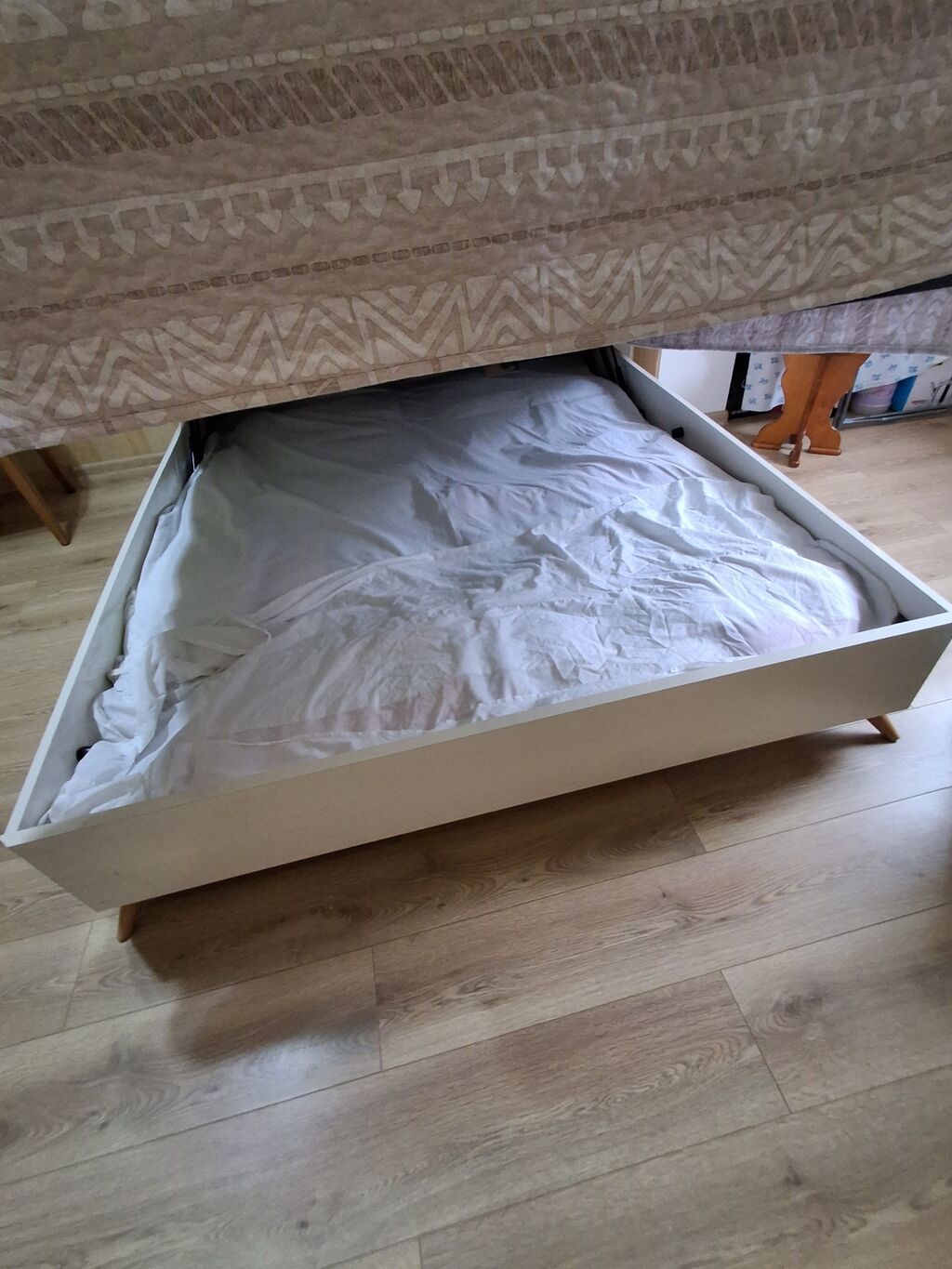 İki nəfərlik yataq dəsti eni 1.60 uzunlugu 2m matras ustunde verilir — Yataq otağı mobilya dəstləri, Bakı (3)