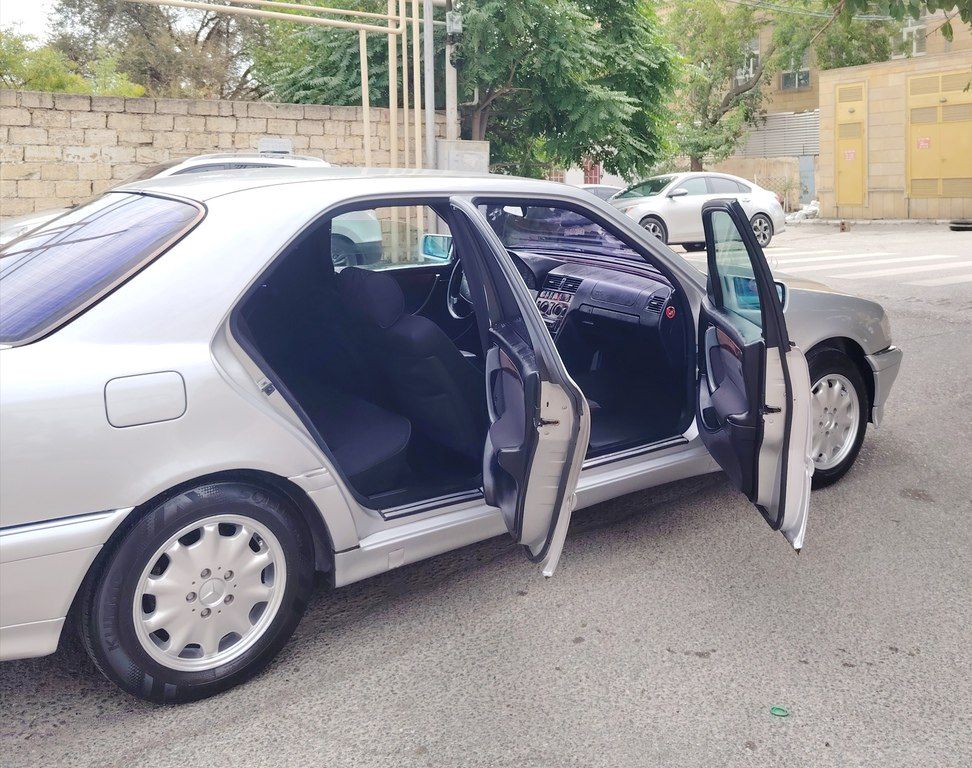 Mercedes C 200, 2.0 L, 1998 il, 338 263 km — Avtomobillər, Bakı (7)