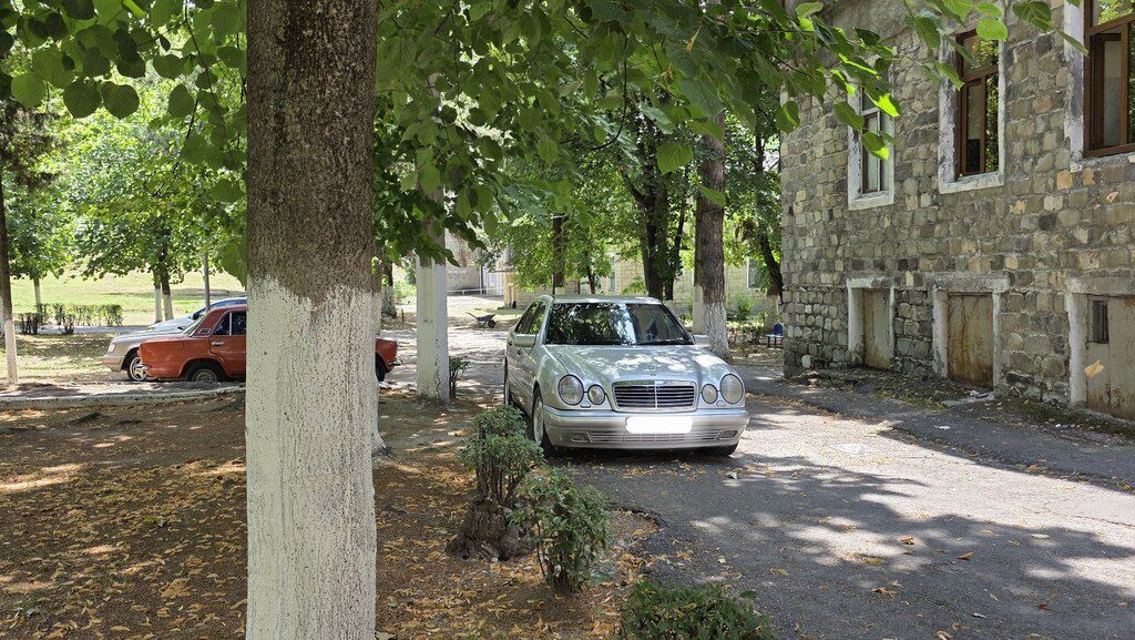 Mercedes E 240, 2.4 L, 1997 il, 435 000 km — Avtomobillər, Şəki (3)