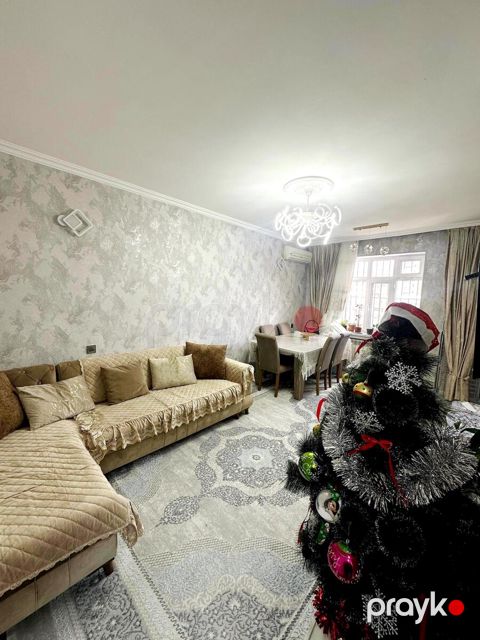 Satılır 3 otaqlı köhnə tikili 60 m²