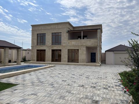 Satılır 5 otaqlı həyət evi/bağ evi 300 m² — Bakı