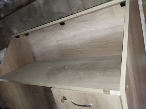 Resepşn kassa masasıTaxta komod/çamadankasa tipli sandıq - Material — Bakı