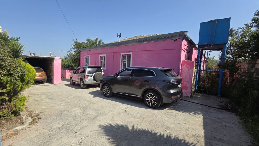 Satılır 4 otaqlı həyət evi/bağ evi 160 m² — Ev, villa, Bakı (2)
