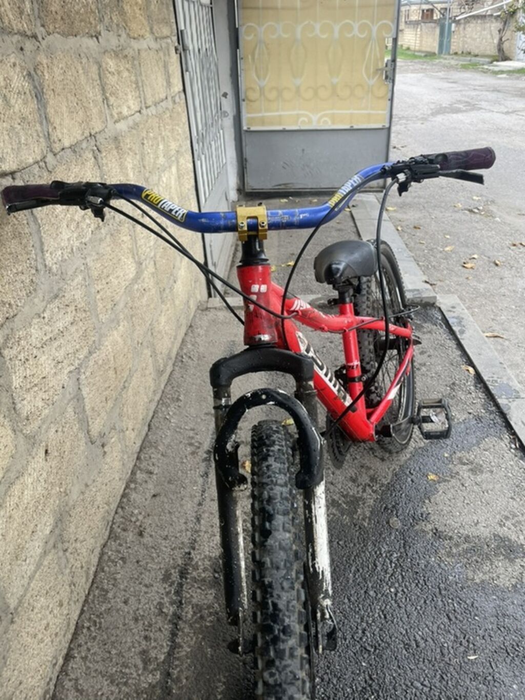 Dağ velosipedi – 26" təkərli, alüminium tipli çərçivə dizaynı. Qırmızı — Dağ velosipedləri, Qusar (2)