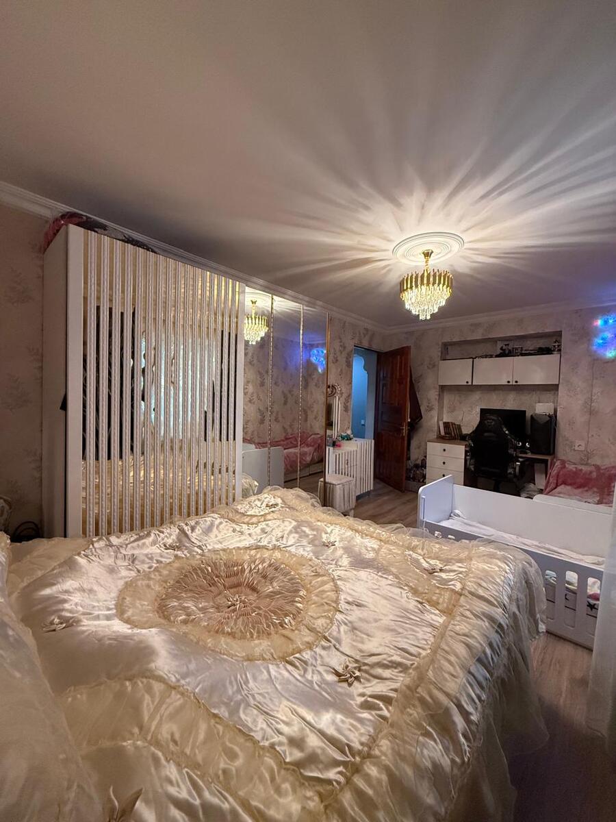 Satılır 4 otaqlı köhnə tikili 115 m² — Mənzil, Bakı (2)