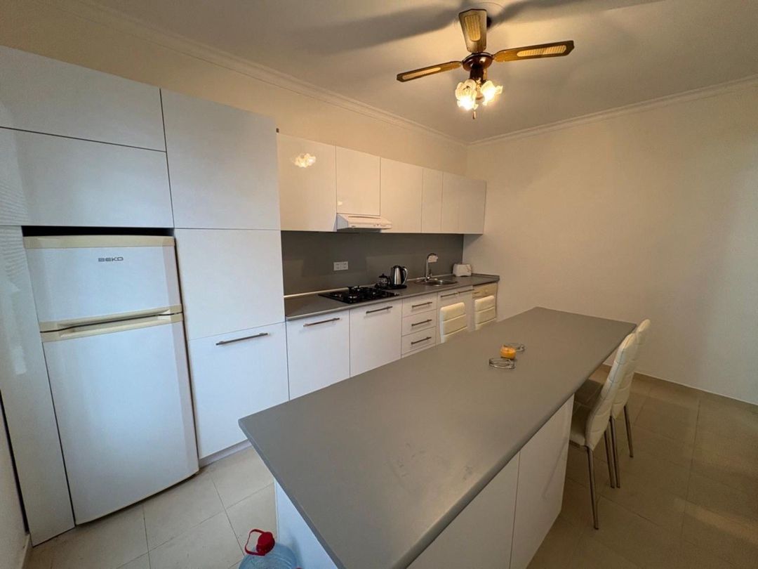 Satılır 7 otaqlı həyət evi/bağ evi 300 m² — Ev, villa, Bakı (10)