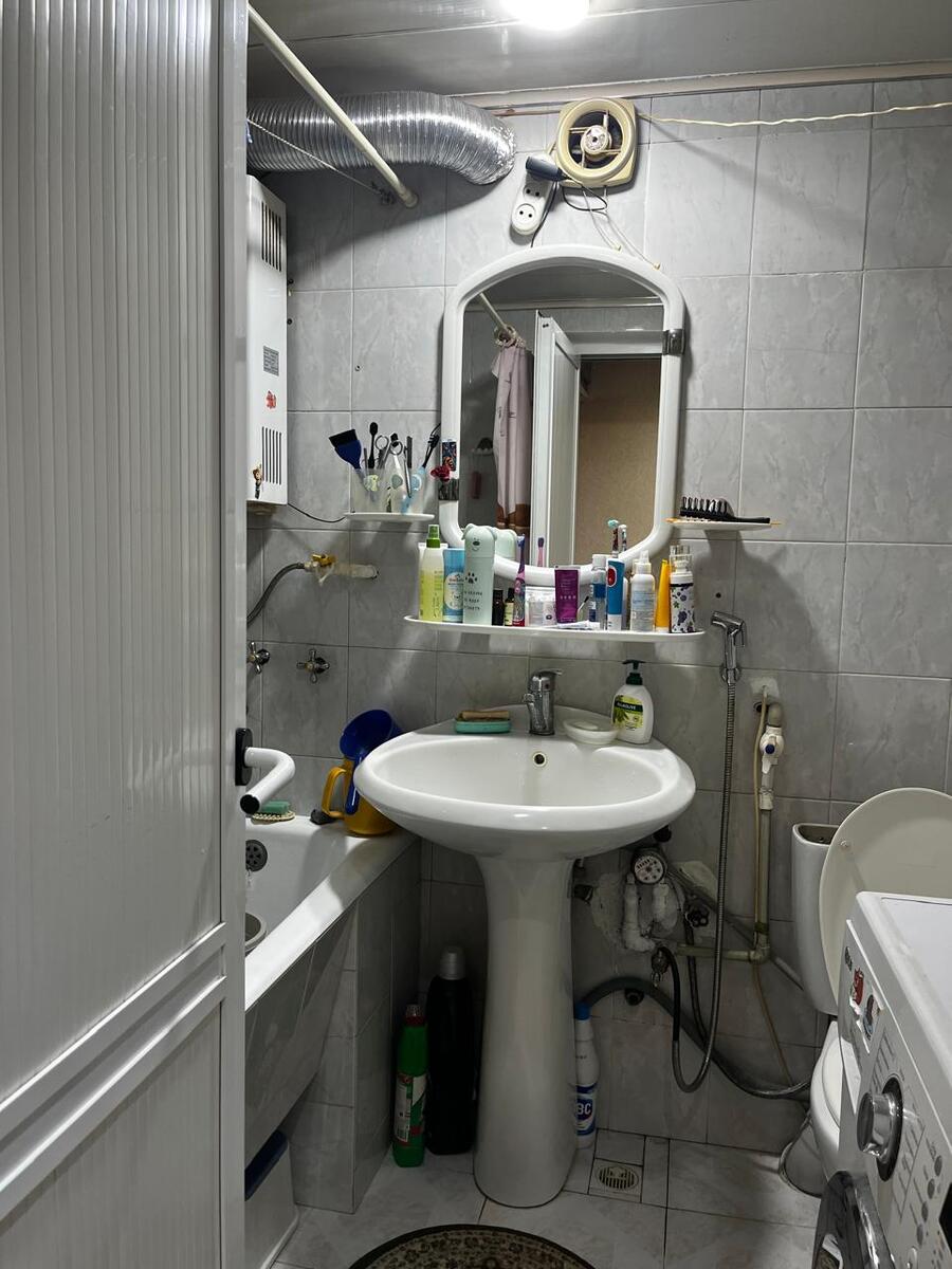 Satılır 2 otaqlı köhnə tikili 60 m² — Mənzil, Bakı (9)