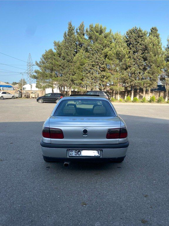 Opel Omega, 2.0 L, 1996 il, 310 500 km — Avtomobillər, Sumqayıt (2)