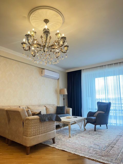 Satılır 3 otaqlı yeni tikili 150 m² — Bakı