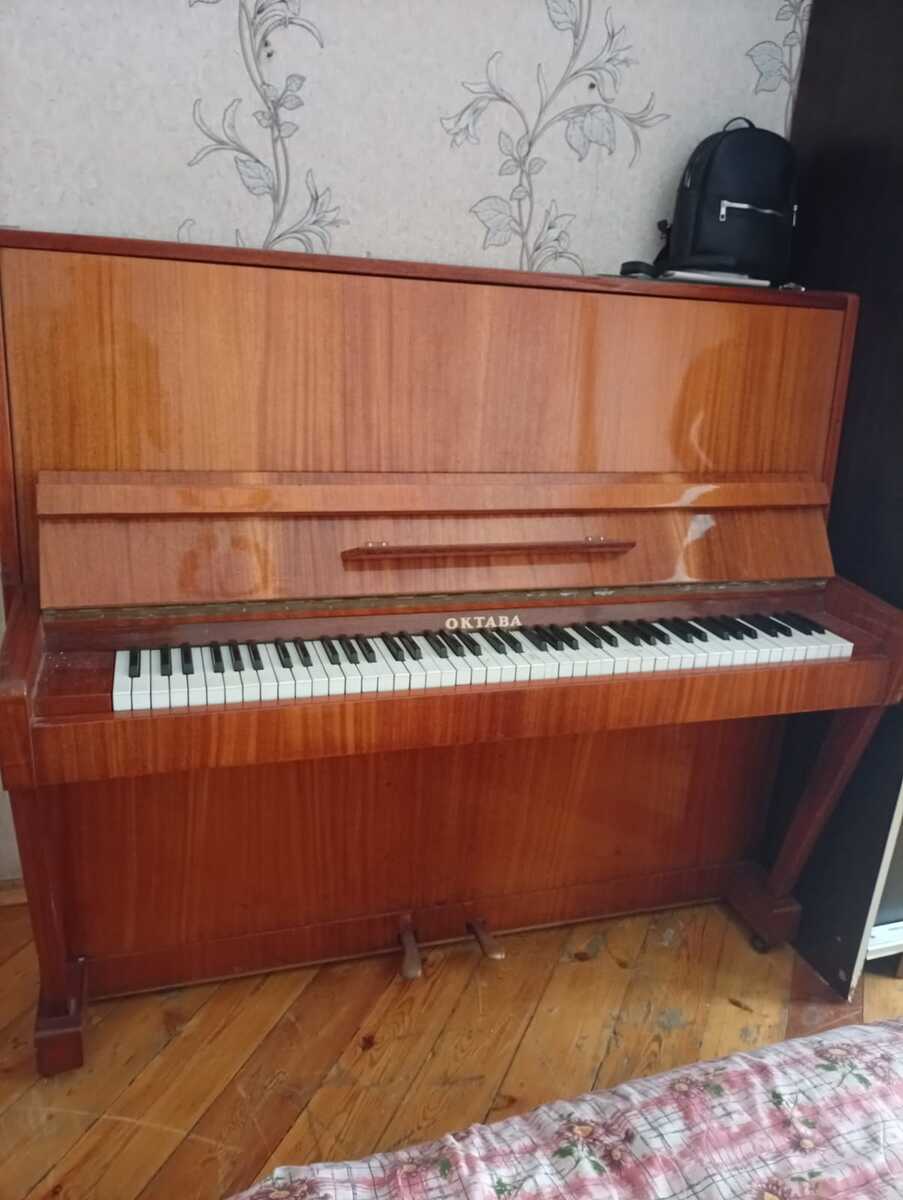 Piano Oktava — Musiqiə alətləri, Bakı (2)