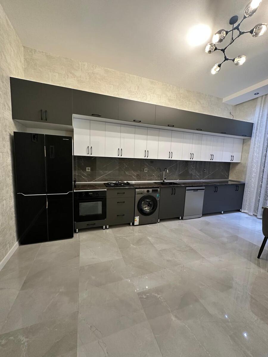 Satılır 4 otaqlı həyət evi/bağ evi 240 m² — Ev, villa, Bakı (5)