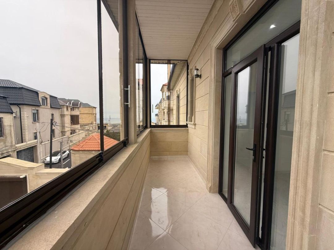 Satılır 6 otaqlı həyət evi/bağ evi 330 m² — Ev, villa, Bakı (5)