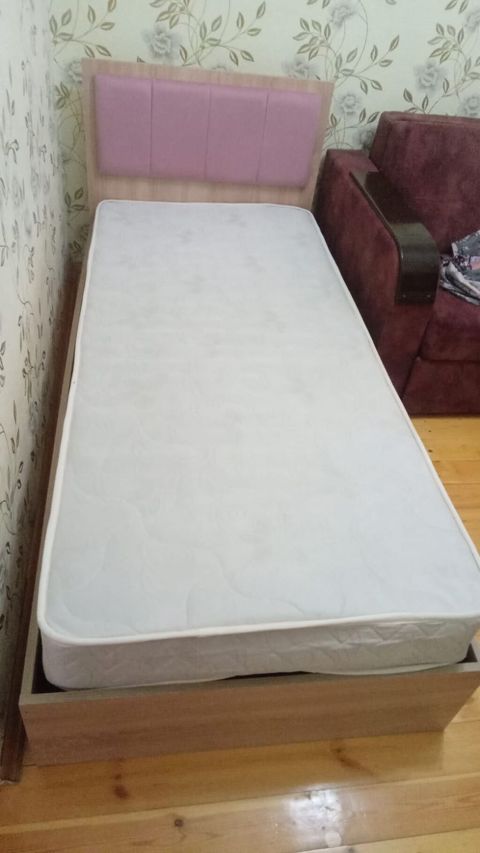 Bazali carpayi 130 AZN matras seliqelidi çatdırılma mümkündür.Unvan — Digah