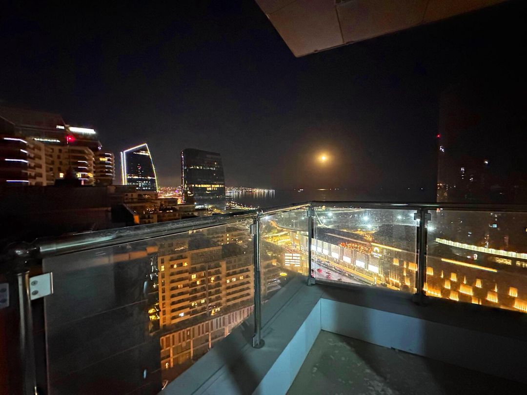 Satılır 4 otaqlı yeni tikili 185 m² — Mənzil, Bakı (2)