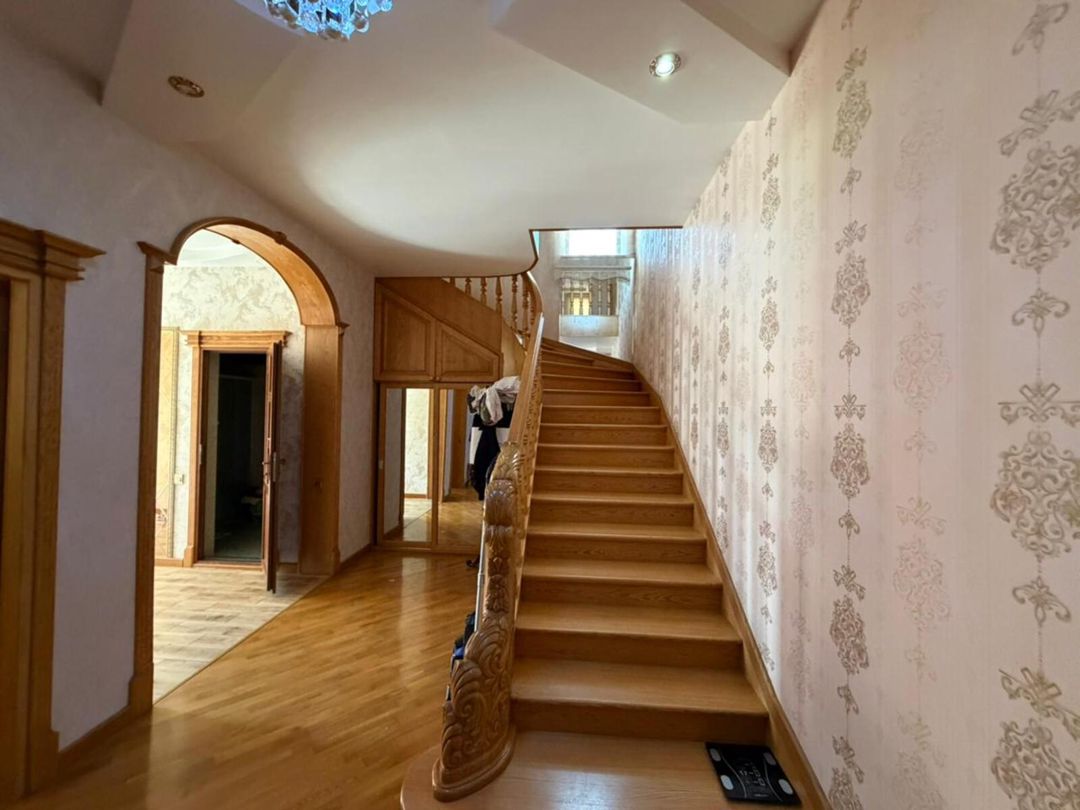 Satılır 5 otaqlı həyət evi/bağ evi 200 m² — Ev, villa, Bakı (4)