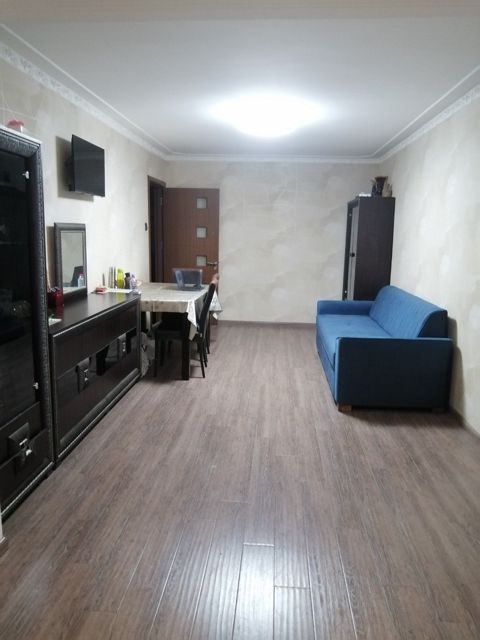 Satılır 4 otaqlı köhnə tikili 100 m² — Bakı