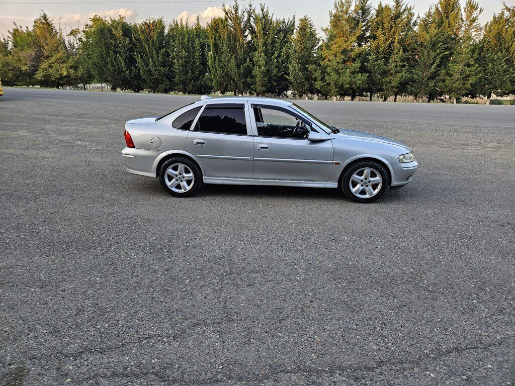 Opel Vectra, 1.8 L, 2001 il, 317 896 km — Avtomobillər, Qazax (9)