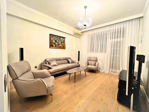 İcarəyə verilir 3 otaqlı yeni tikili 135 m² — Bakı