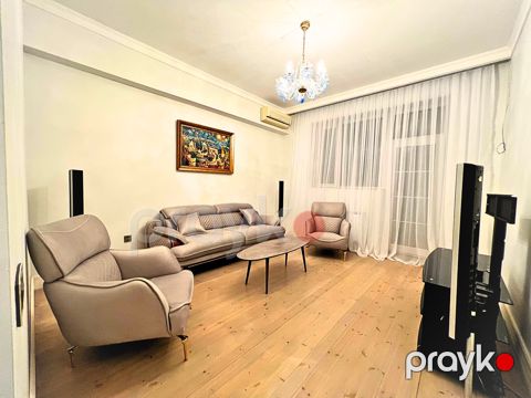 İcarəyə verilir 3 otaqlı yeni tikili 135 m²