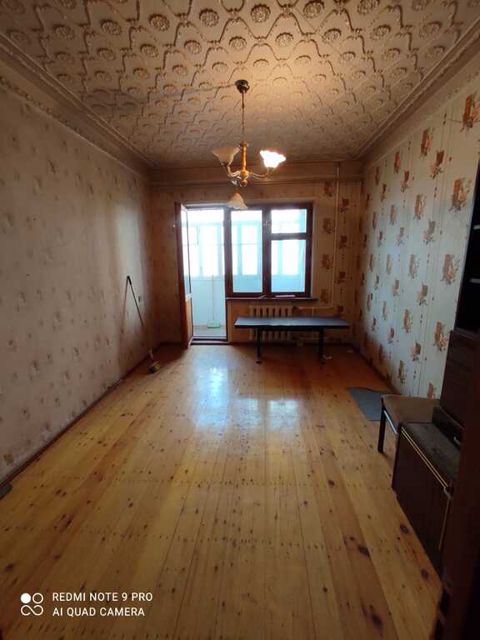 Satılır 2 otaqlı köhnə tikili 65 m² — Bakı