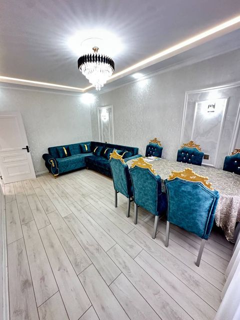 Satılır 2 otaqlı köhnə tikili 63 m² — Bakı