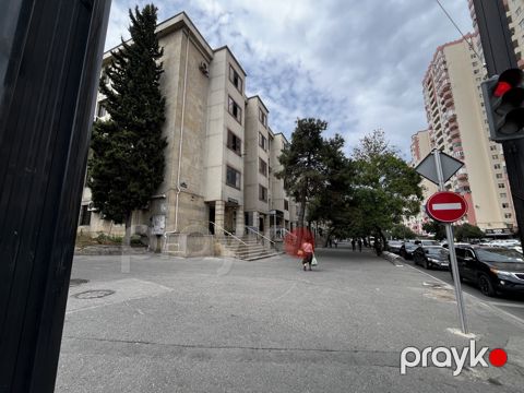 İcarəyə verilir 2 otaqlı köhnə tikili 55 m²