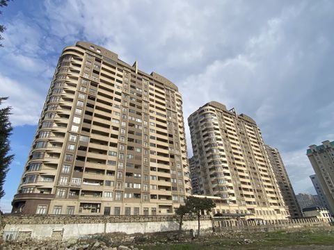 Satılır 2 otaqlı yeni tikili 64 m² — Bakı