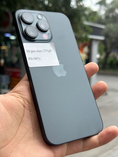 Apple iPhone 16 Pro Max Black Titanium 256GB/8GB — Bakı