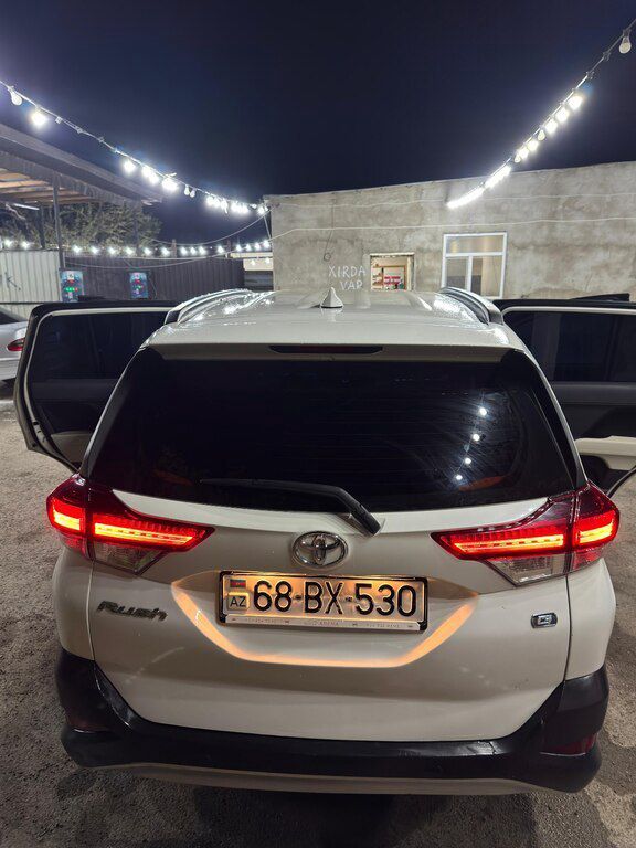 Toyota Rush, 1.5 L, 2020 il, 88 000 km — Avtomobillər, Bakı (7)