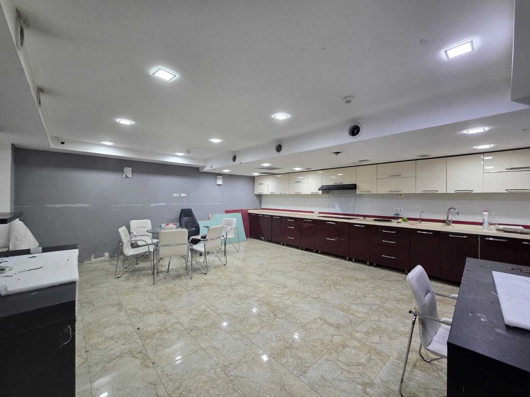 İcarəyə verilir obyekt 354 m² — Əmlak, Bakı (11)