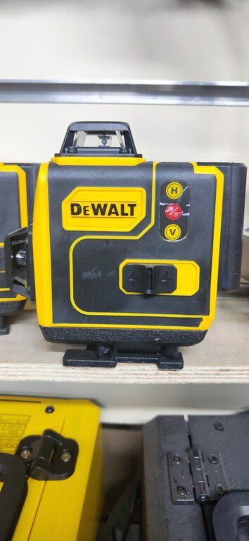 Lazer səviyyəölçən "DeWalt 4D" — Bakı