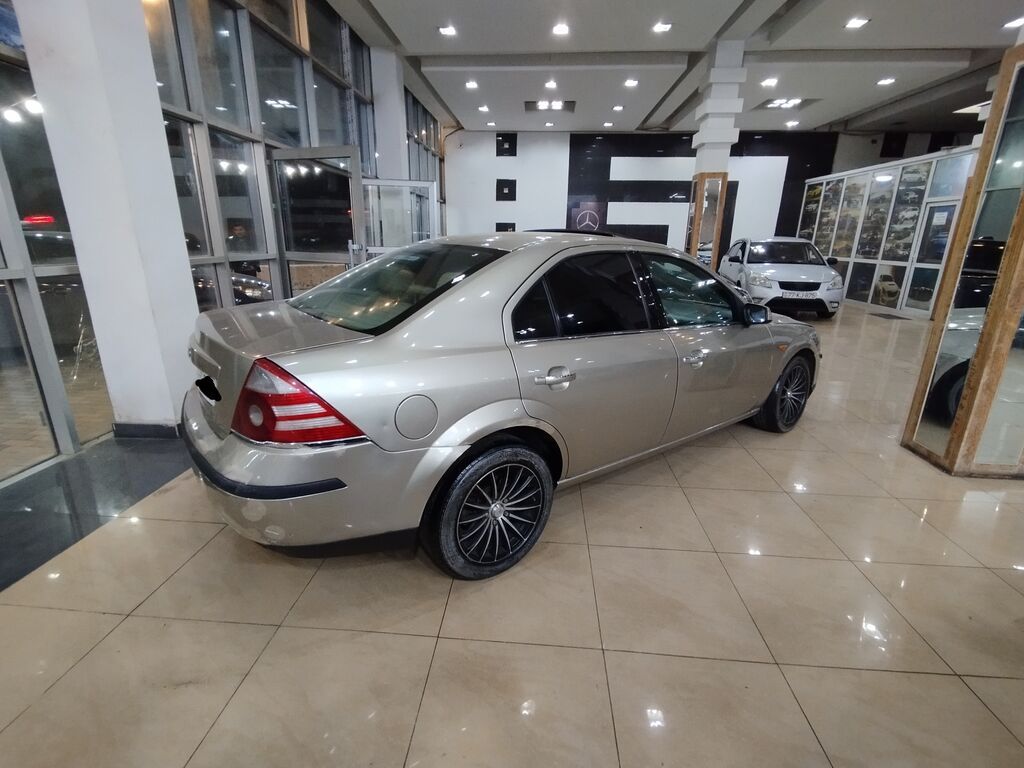 Ford Mondeo sedan Xüsusiyyətlər: - Kuzov: 4 qapılı sedan — Avto, Bakı (9)