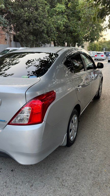 Nissan Sunny, 1.5 L, 2016 il, 150 000 km — Avtomobillər, Bakı (7)