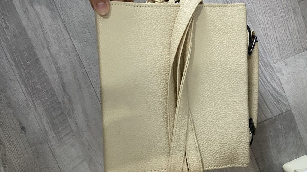 Krem rəngli çiyin/çapraz çanta - Material: teksturalı eko–dəri — Çantalar, çamadanlar, cüzdanlar, Sumqayıt (2)