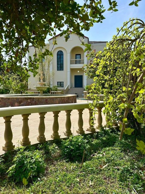 İcarəyə verilir 6 otaqlı həyət evi/bağ evi 420 m² — Bakı