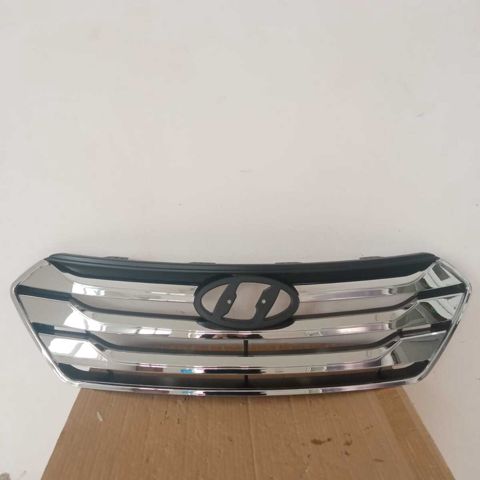 "Hyundai Santa Fe 2013-2017" radiator barmaqlığı — Bakı