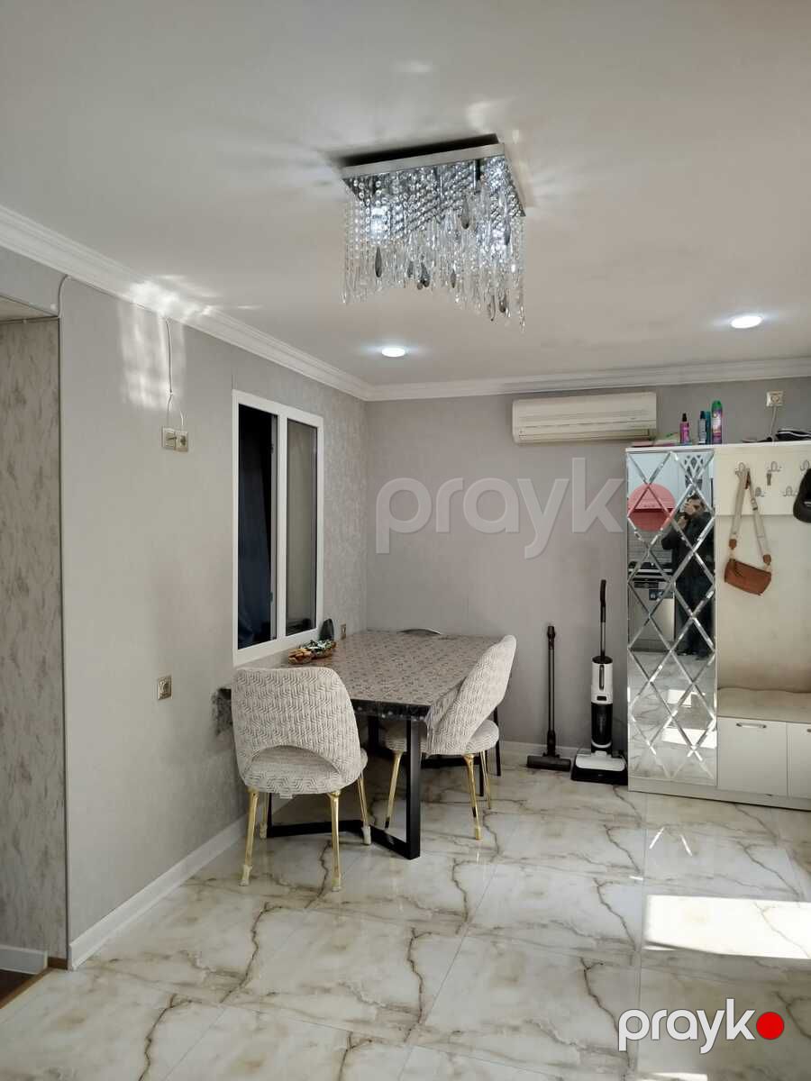 Satılır 2 otaqlı köhnə tikili 70 m² — Mənzil, Bakı (2)