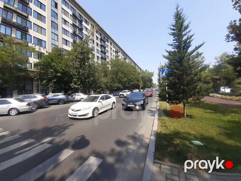 Satılır 2 otaqlı köhnə tikili 65 m²