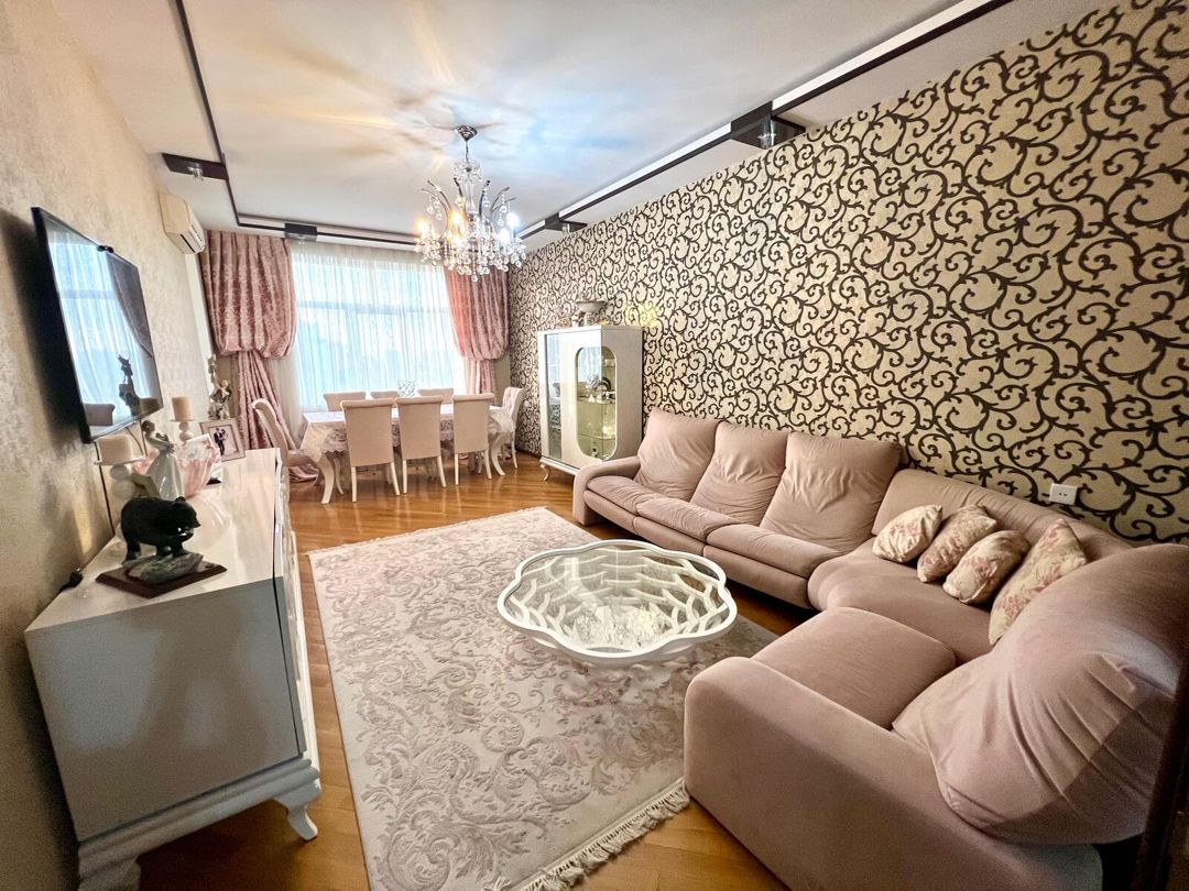 Satılır 3 otaqlı yeni tikili 120 m² — Mənzil, Bakı
