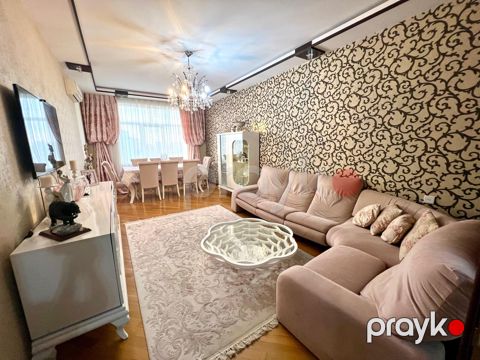 Satılır 3 otaqlı yeni tikili 120 m²