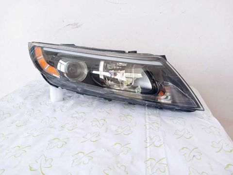 "Kia Optima 2014" farası (ABŞ) — Bakı