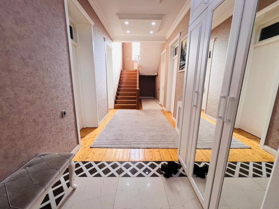 Satılır 6 otaqlı həyət evi/bağ evi 220 m² — Ev, villa, Bakı (10)