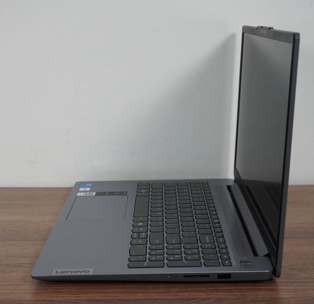 Lenovo IdeaPad Slim 3 15IRU9 14 — Noutbuklar, Bakı (3)