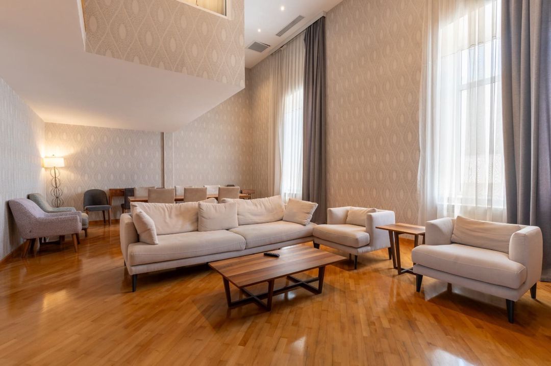 İcarəyə verilir 3 otaqlı köhnə tikili 127.1 m² — Mənzil, Bakı (6)