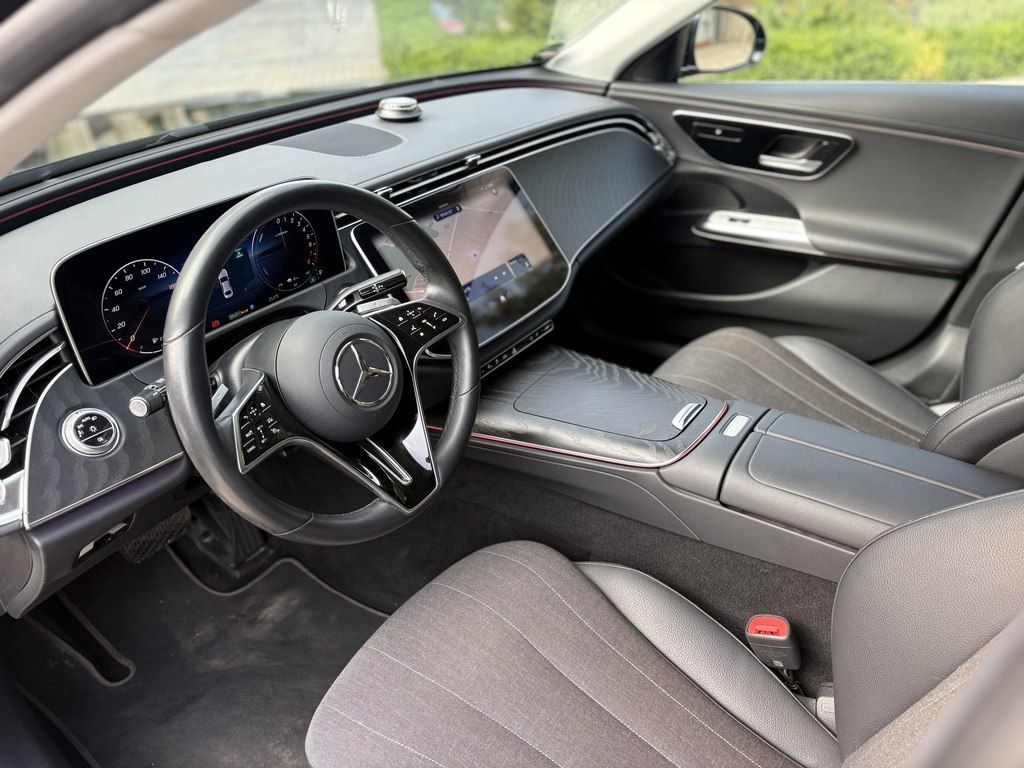 Mercedes E 350 e 2.0 L, 25.4 kWh, 2024 il, 19 000 km — Avtomobillər, Bakı (8)