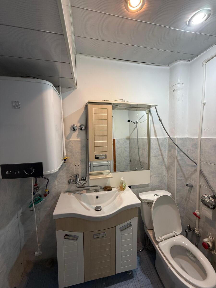 İcarəyə verilir 1 otaqlı köhnə tikili 45 m² — Mənzil, Bakı (7)