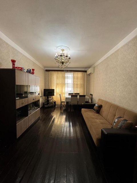 İcarəyə verilir 2 otaqlı köhnə tikili 55 m² — Bakı
