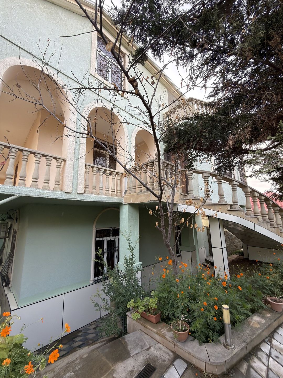 Satılır 8 otaqlı həyət evi/bağ evi 370 m² — Ev, villa, Bakı (5)